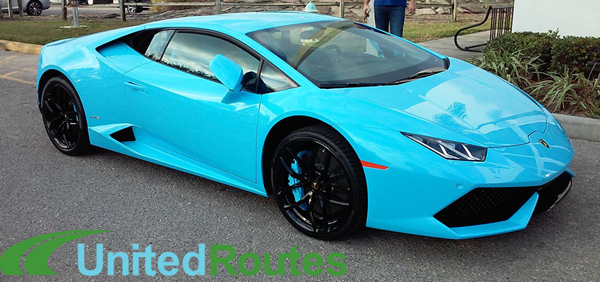 Lambroghini enclosed auto transport Huracan