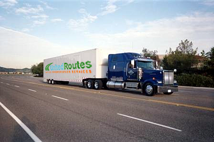 United Routes Enclosed Auto Transport Truck